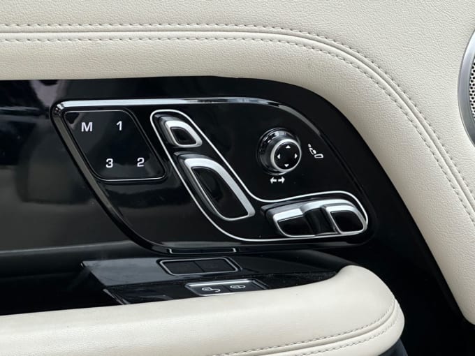 2025 Land Rover Range Rover