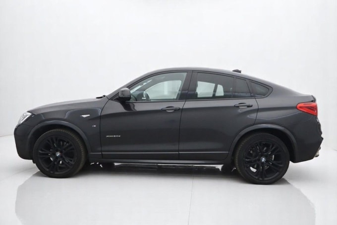 2025 BMW X4