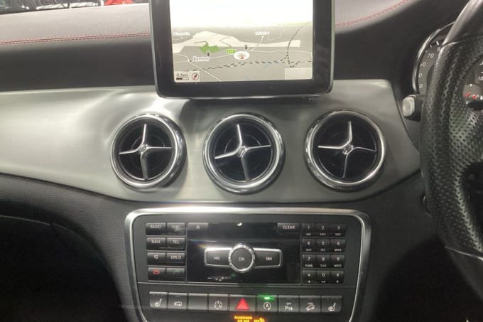 2025 Mercedes-benz 180