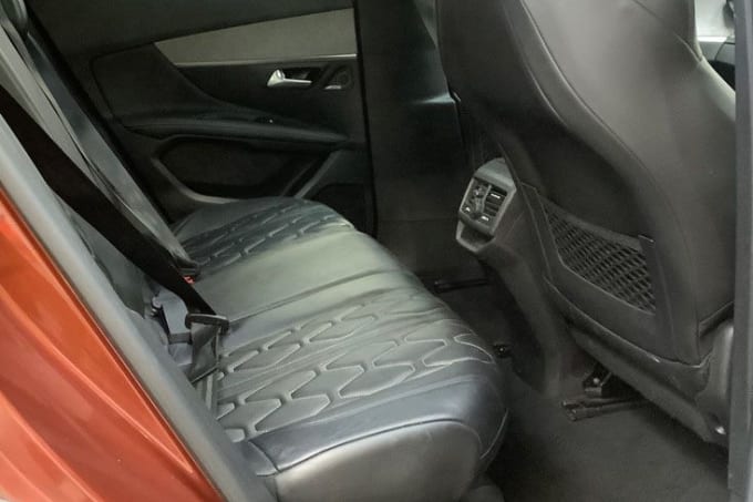 2025 Peugeot 3008