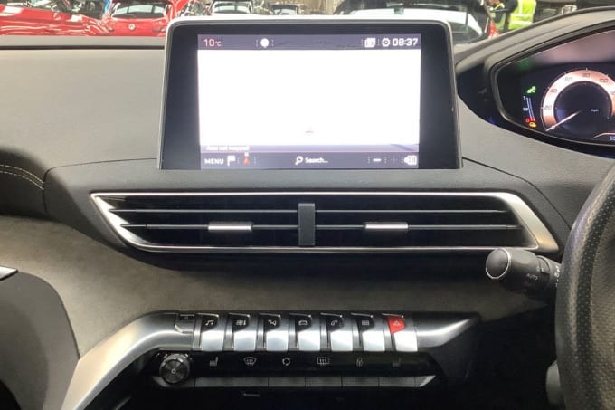 2025 Peugeot 3008