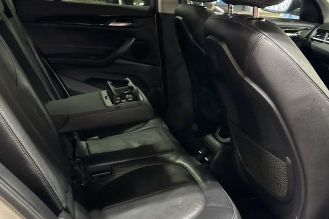 2025 BMW X1