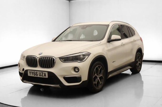 2025 BMW X1