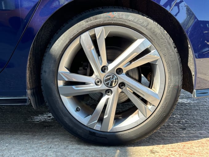 2025 Volkswagen Golf
