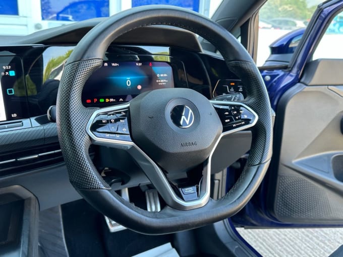 2025 Volkswagen Golf