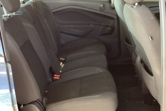 2025 Ford Grand C-max
