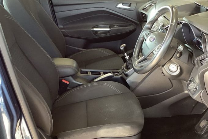 2025 Ford Grand C-max