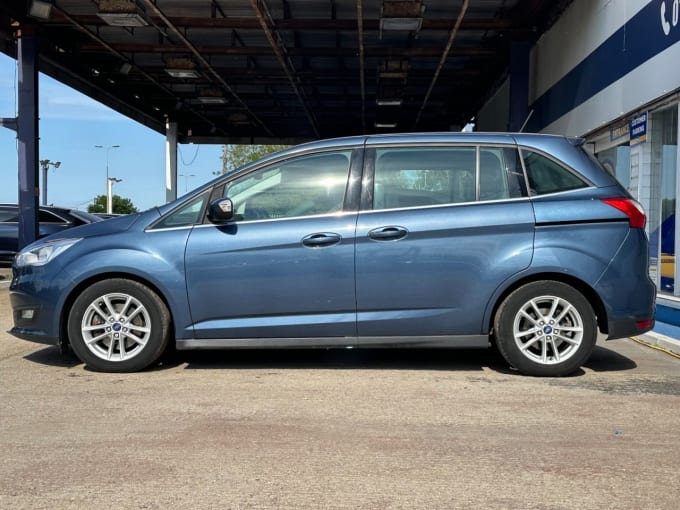 2025 Ford Grand C-max