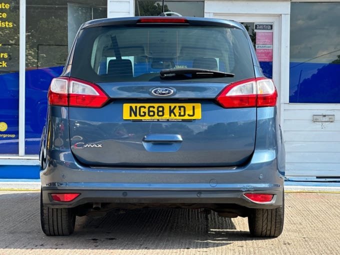 2025 Ford Grand C-max