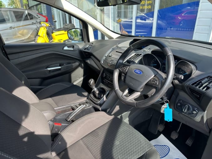 2025 Ford Grand C-max