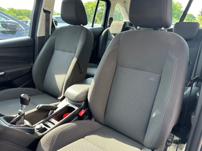 2025 Ford Grand C-max