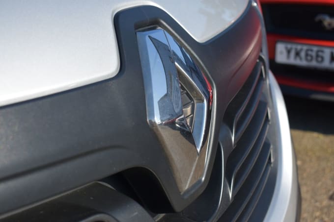2025 Renault Trafic