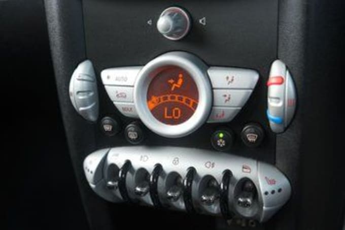 2009 Mini Mini