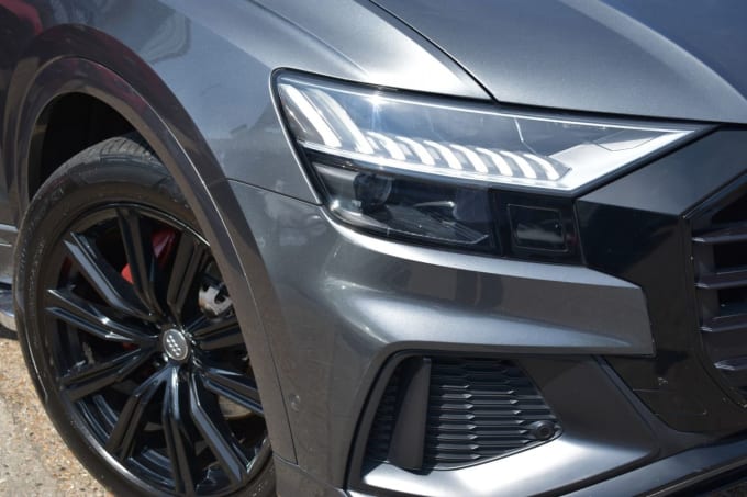 2025 Audi Q8
