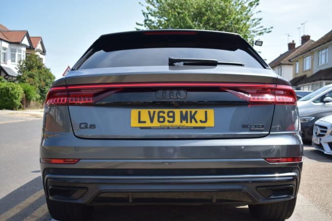 2025 Audi Q8
