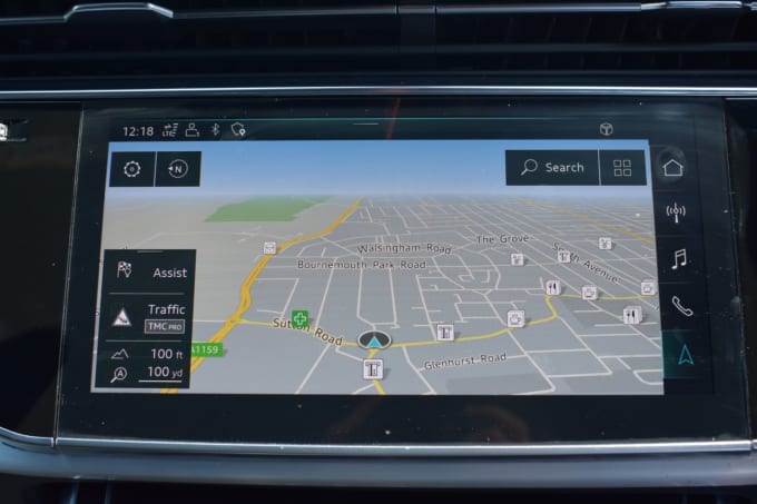 2025 Audi Q8