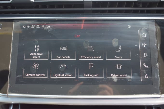 2025 Audi Q8
