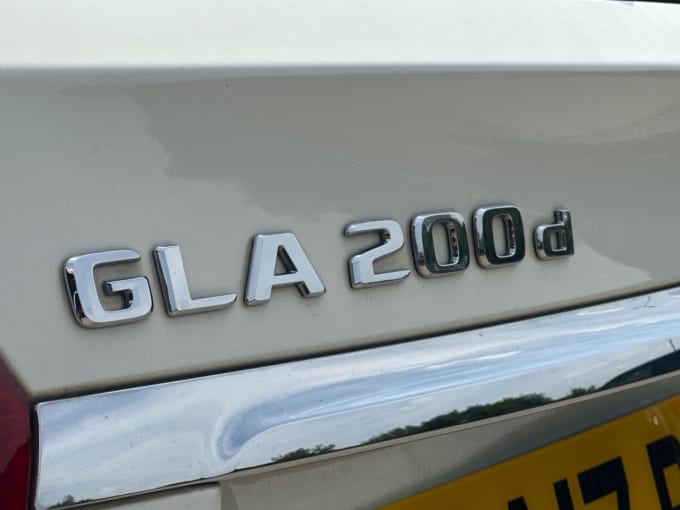 2025 Mercedes-benz 180