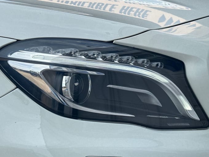 2025 Mercedes-benz 180