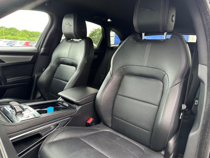 2025 Jaguar F-pace