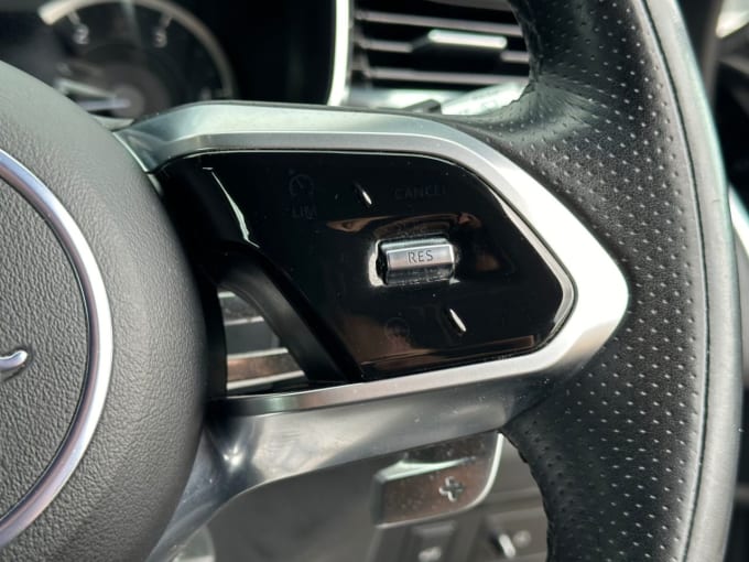 2025 Jaguar F-pace