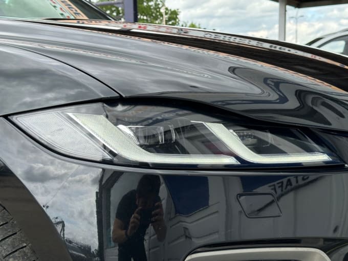2025 Jaguar F-pace