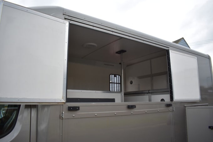 2021 Vauxhall Movano