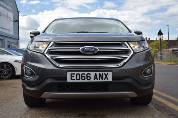 2025 Ford Edge