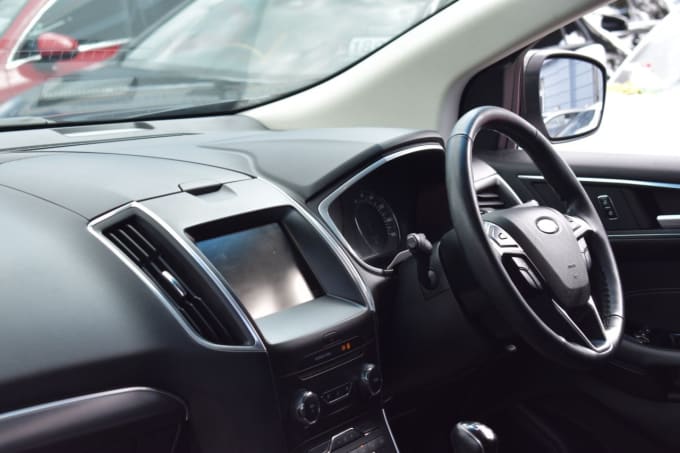 2025 Ford Edge