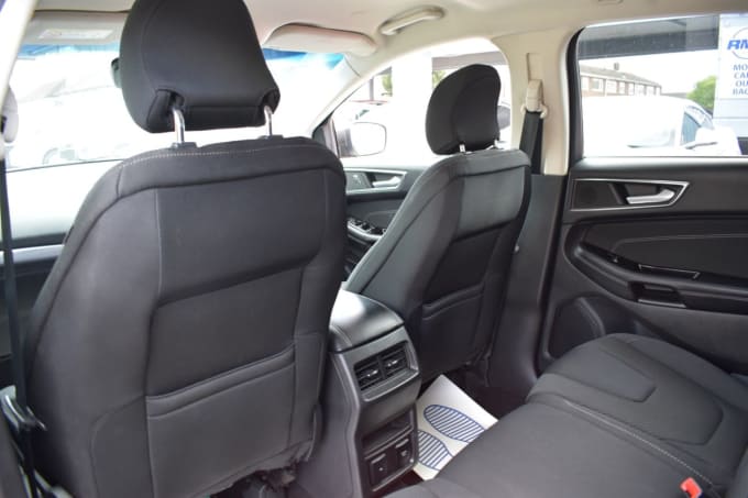 2025 Ford Edge