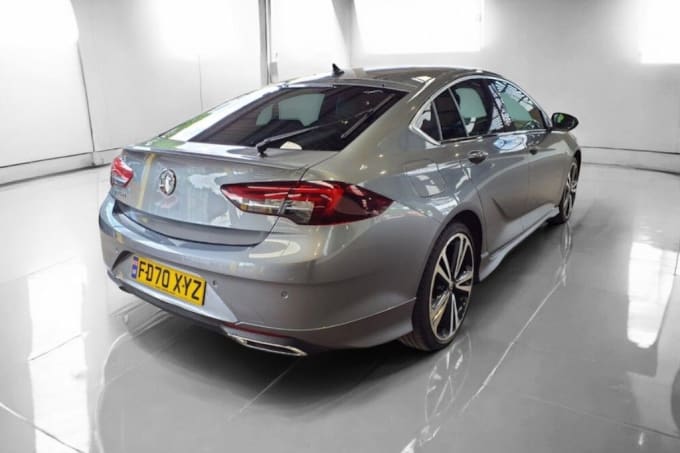 2025 Vauxhall Insignia