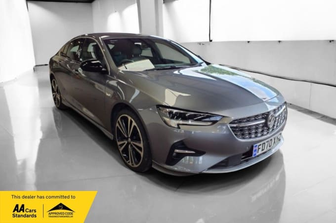 2025 Vauxhall Insignia