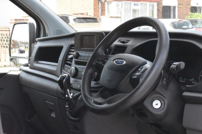 2025 Ford Transit Custom