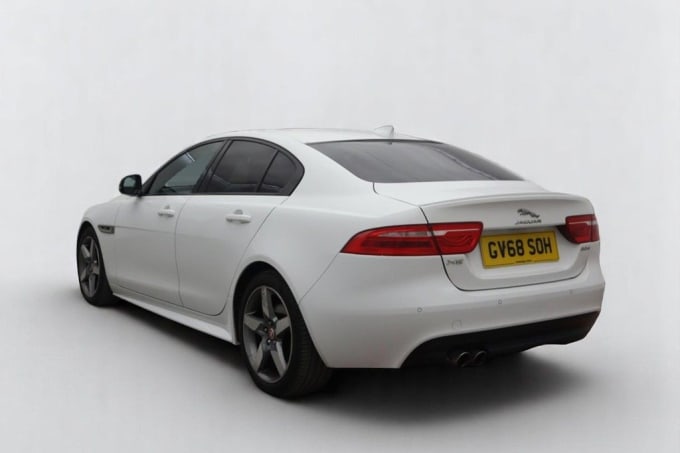 2025 Jaguar Xe