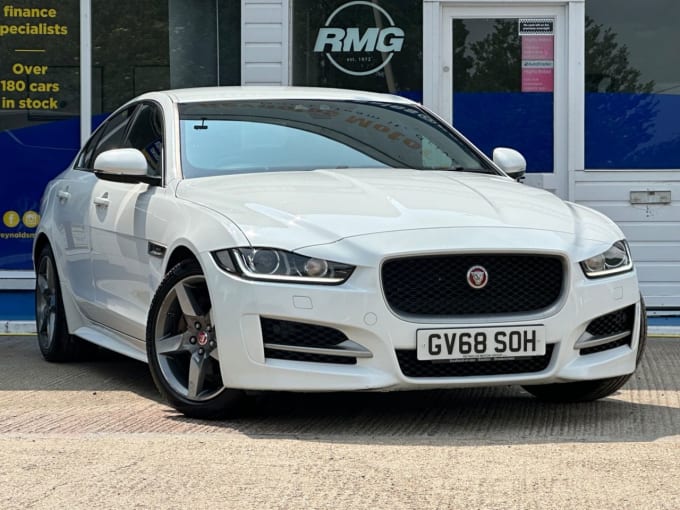 2025 Jaguar Xe