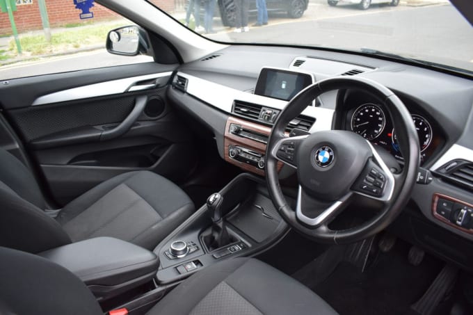 2025 BMW X1