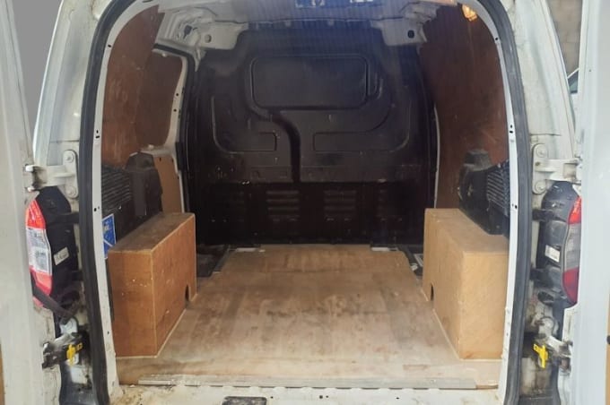 2025 Ford Transit Courier