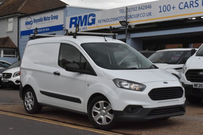 2025 Ford Transit Courier