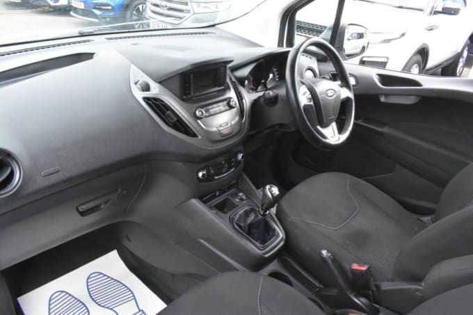2025 Ford Transit Courier