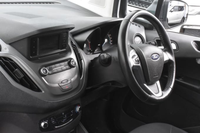 2025 Ford Transit Courier