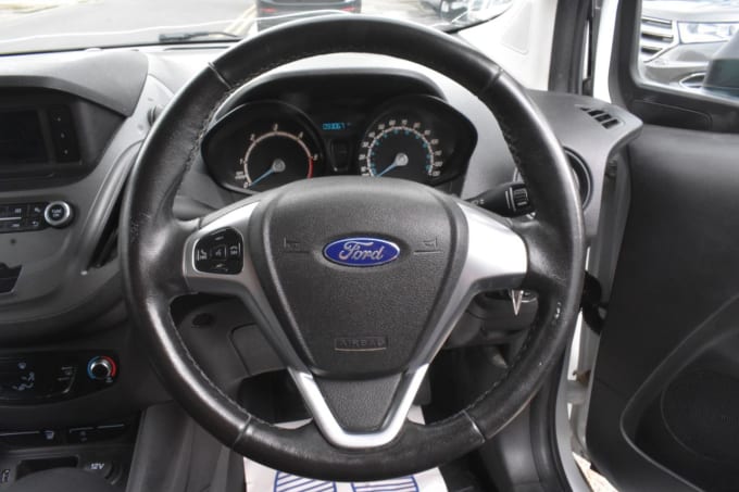 2025 Ford Transit Courier
