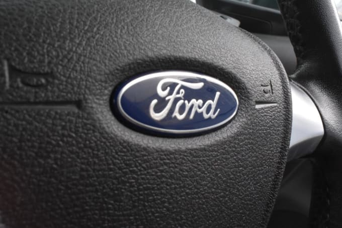 2025 Ford Transit Courier