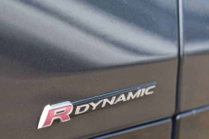 2025 Land Rover Range Rover Velar