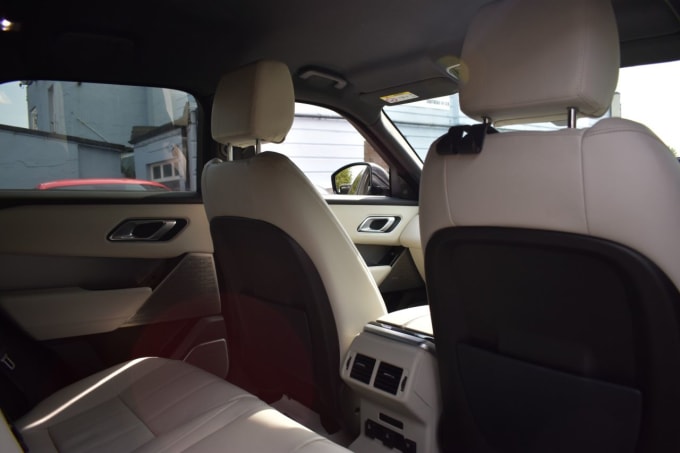 2025 Land Rover Range Rover Velar