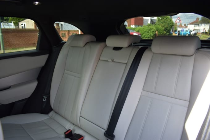 2025 Land Rover Range Rover Velar
