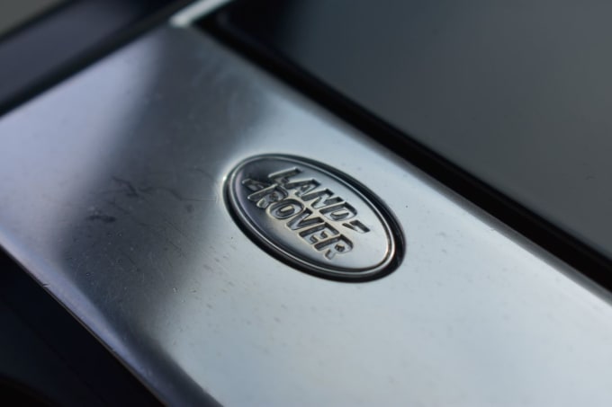 2025 Land Rover Range Rover Velar