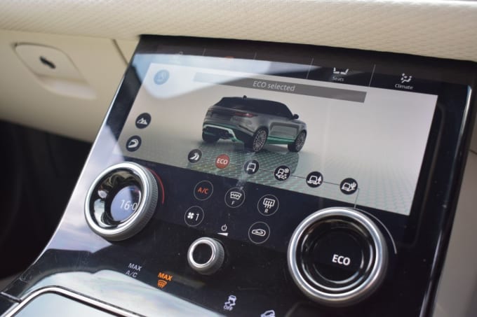 2025 Land Rover Range Rover Velar