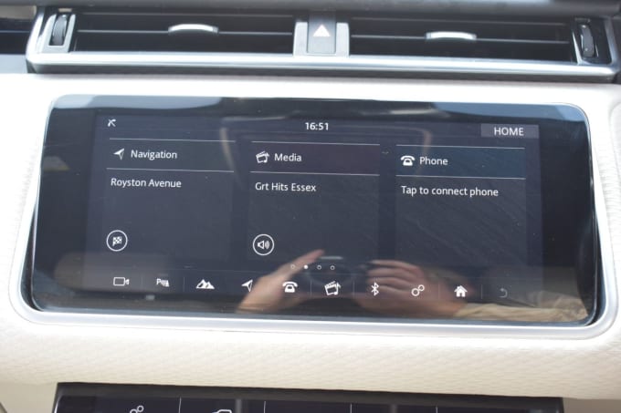 2025 Land Rover Range Rover Velar