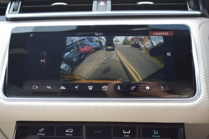 2025 Land Rover Range Rover Velar