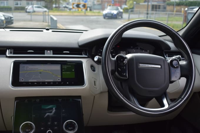 2025 Land Rover Range Rover Velar